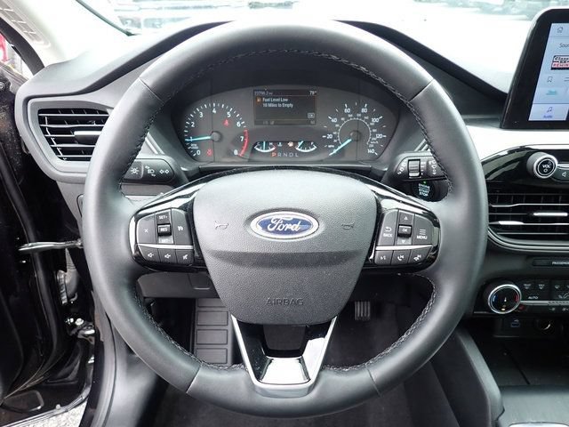 Certified 2022 Ford Escape SE w/ SE Sport Appearance Package AWD/4WD image 25