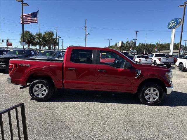 Certified 2022 Ford F150 XLT w/ Bed Utility Package AWD/4WD image 15