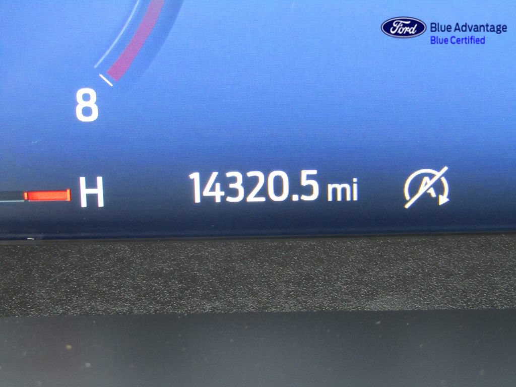Certified 2023 Ford Escape Platinum AWD/4WD image 25