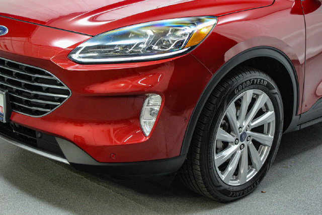 Certified 2022 Ford Escape Titanium w/ Titanium Elite Package AWD/4WD image 4