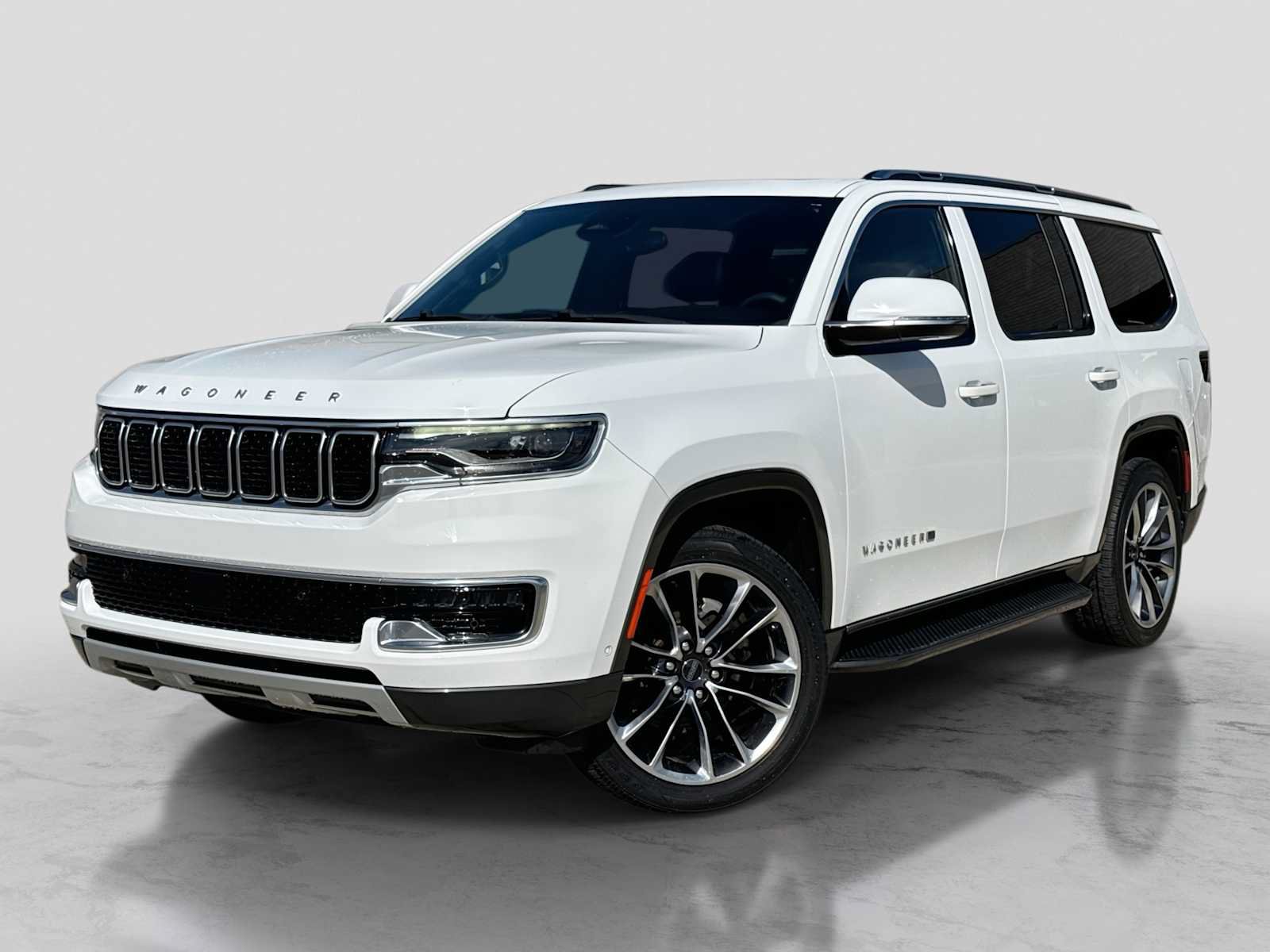 Used 2022 Jeep Wagoneer Series II w/ Premium Group I AWD/4WD image 1
