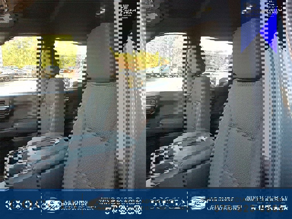 Used 2020 Chevrolet Silverado 1500 Custom w/ Custom Value Package image 15