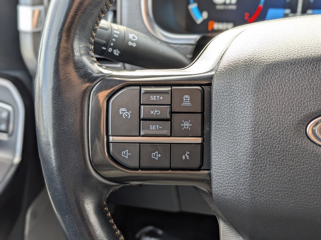 Certified 2023 Ford F150 Platinum image 31