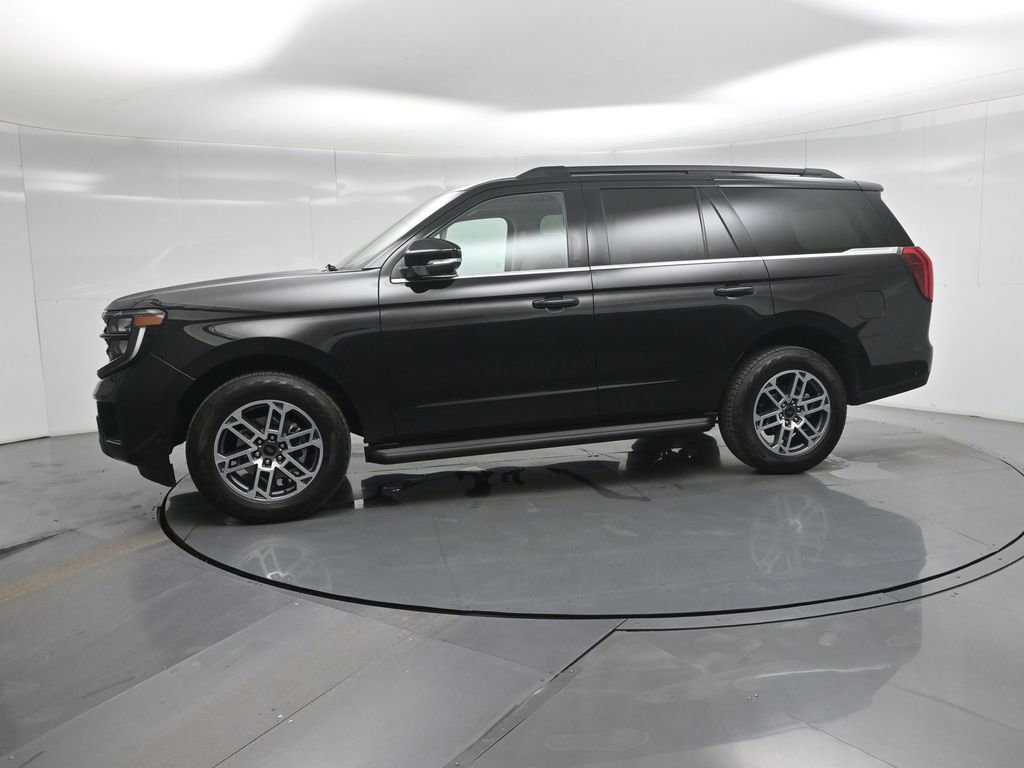 Certified 2025 Ford Expedition Active image 24