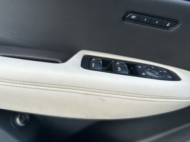 Used 2021 Cadillac XT6 Sport w/ LPO, ONYX Package AWD/4WD image 14