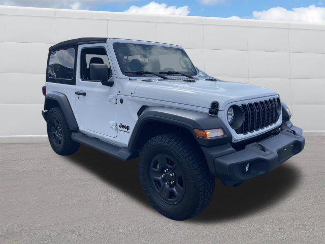 Used 2024 Jeep Wrangler Sport AWD/4WD image 9