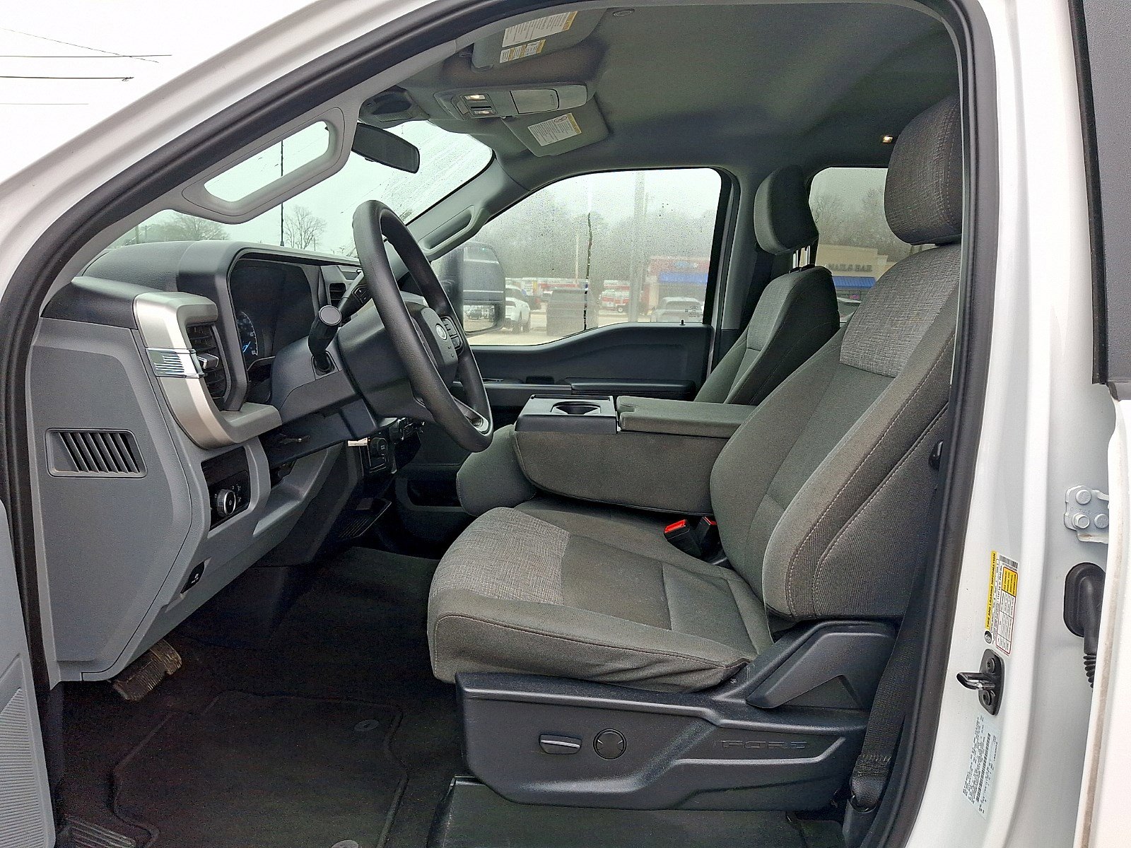 Certified 2025 Ford F250 XLT image 12