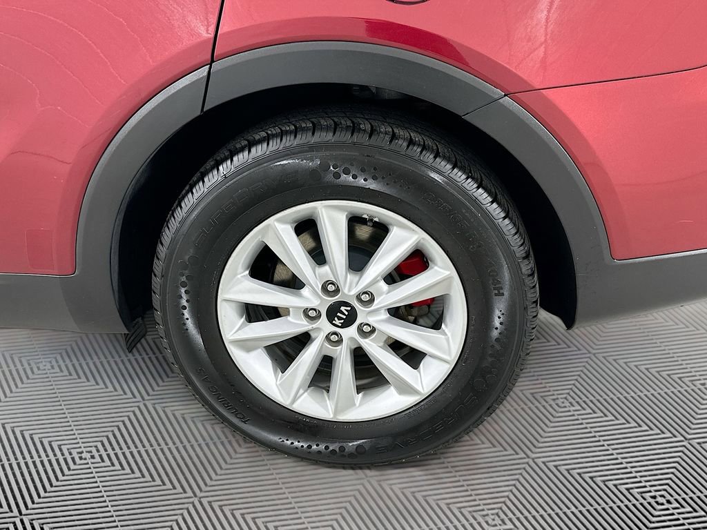Used 2020 Kia Sorento AWD V6 image 28