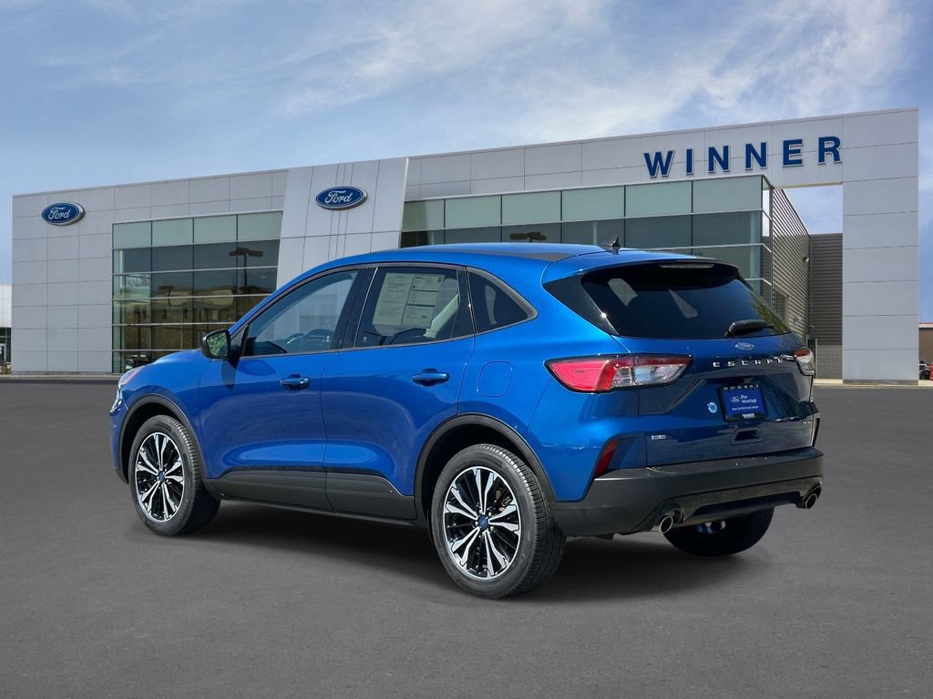 Certified 2022 Ford Escape SE w/ SE Sport Appearance Package AWD/4WD image 2