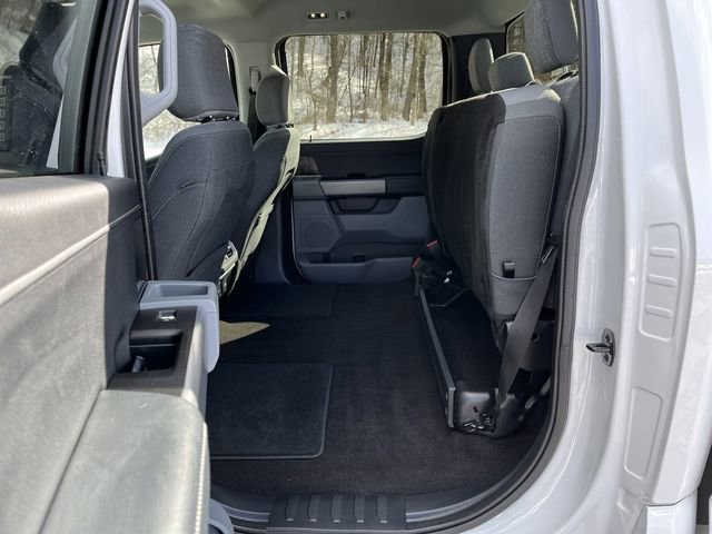 Certified 2022 Ford F150 XLT w/ Equipment Group 302A High image 16