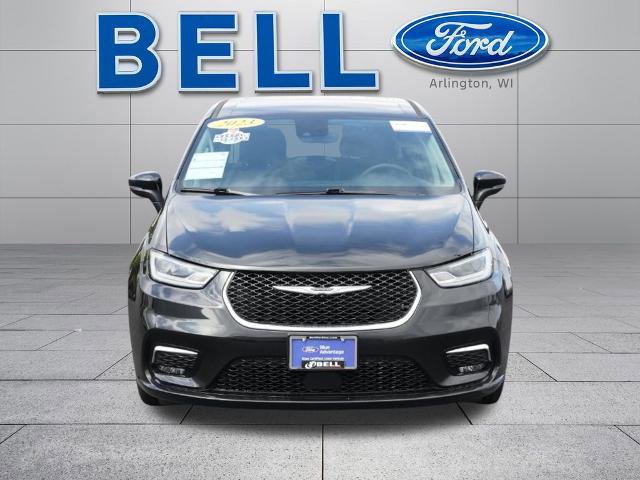 Used 2023 Chrysler Pacifica Touring-L FWD image 10