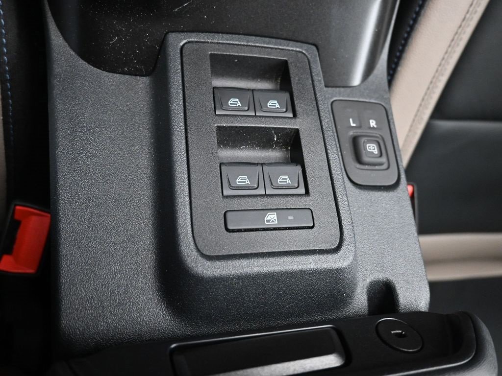 Certified 2021 Ford Bronco Wildtrak image 32