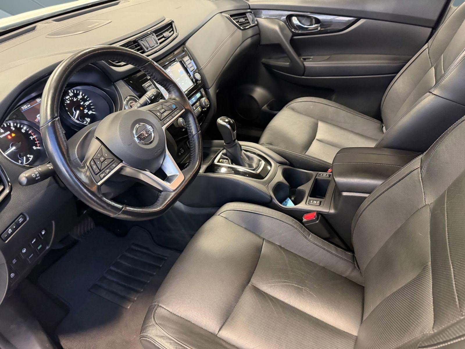 Used 2018 Nissan Rogue SL w/ Premium Package image 9