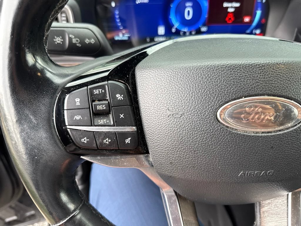 Certified 2023 Ford Explorer Platinum w/ Premium Technology Package AWD/4WD image 22