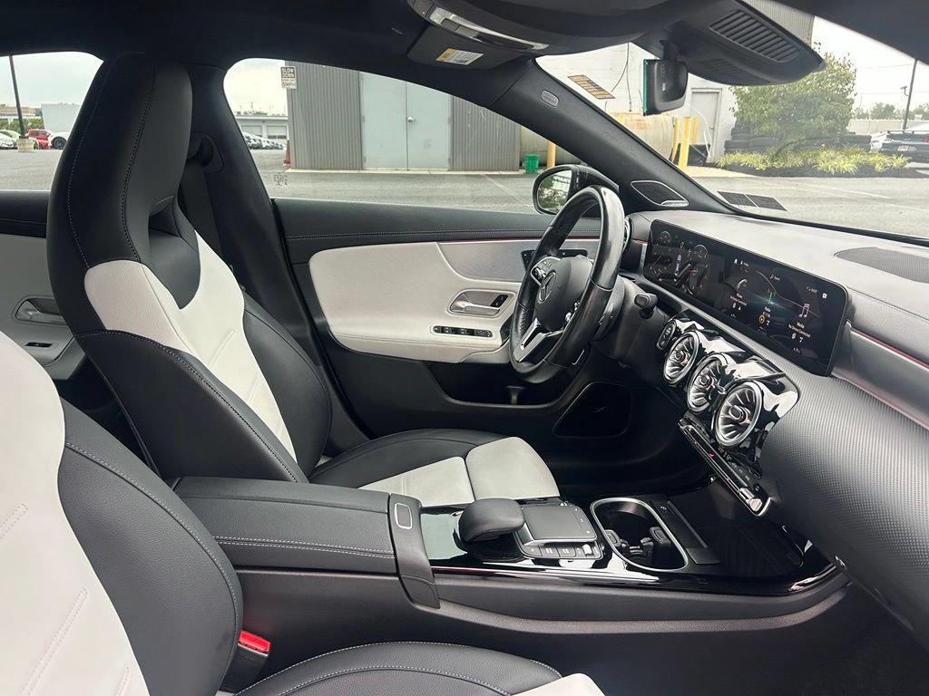 Used 2023 Mercedes-Benz CLA 250 4MATIC image 57