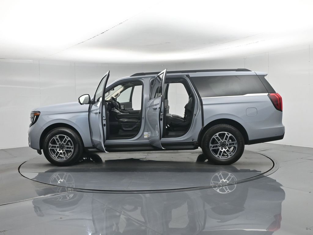 Certified 2025 Ford Expedition Max Active RWD image 39