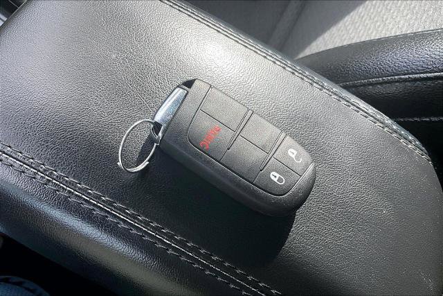 Used 2024 Jeep Compass Latitude AWD/4WD image 11