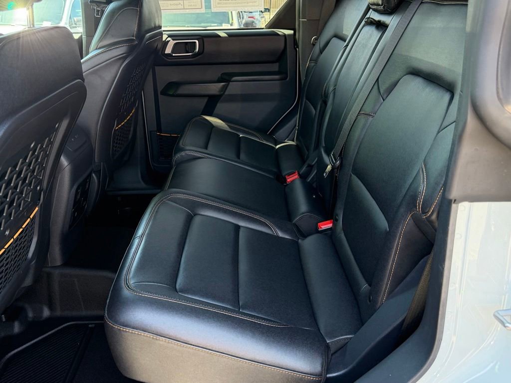 Certified 2024 Ford Bronco Badlands AWD/4WD image 33