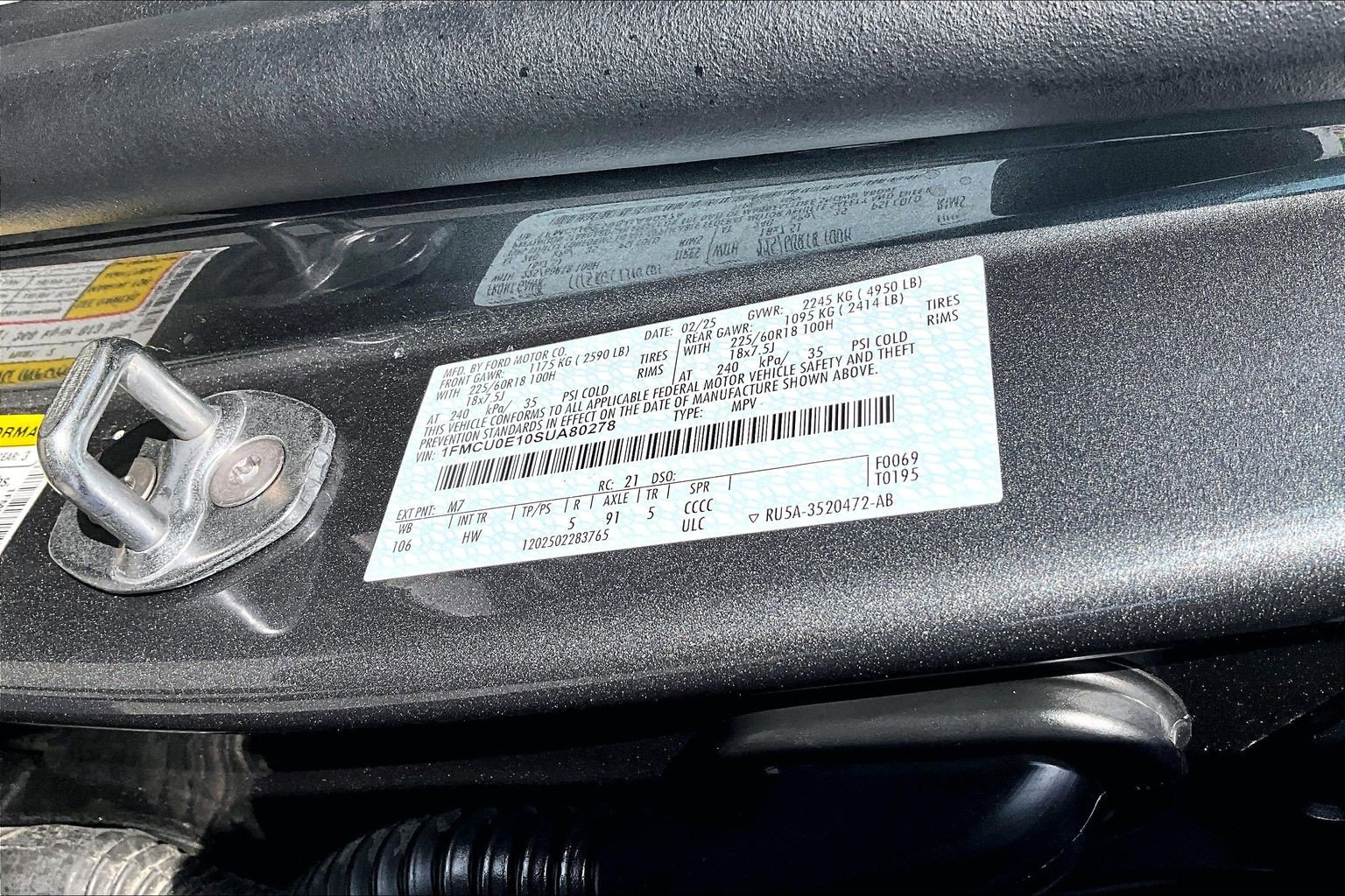 Certified 2025 Ford Escape SE FWD image 34