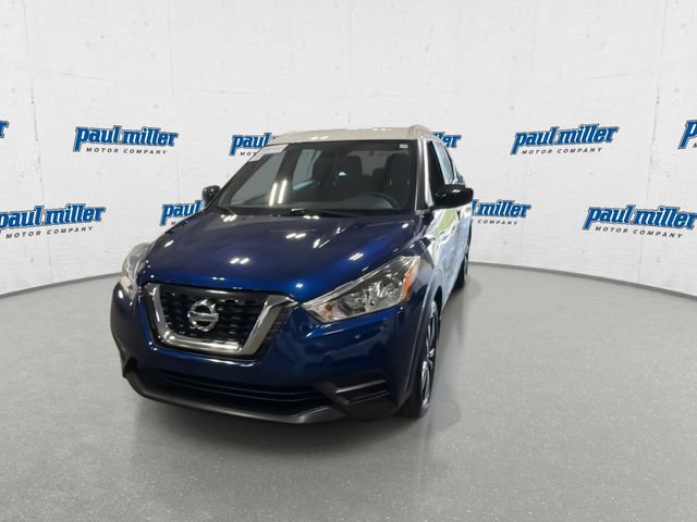 Used 2019 Nissan Kicks SV FWD image 4