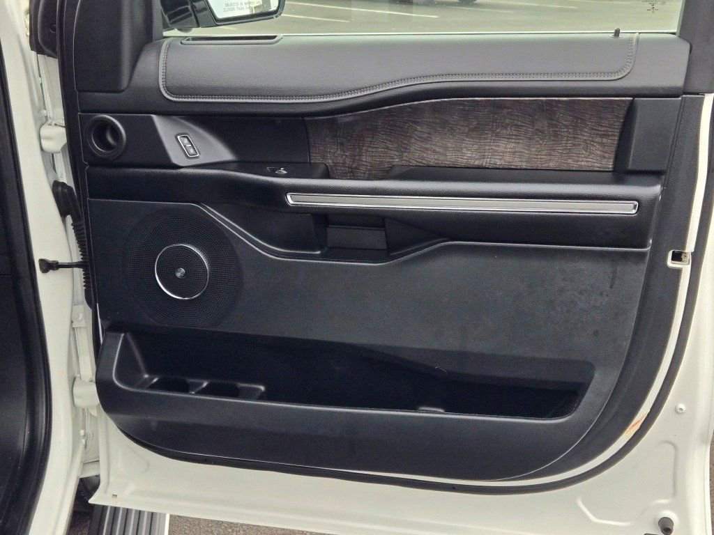 Certified 2021 Ford Expedition Max Limited image 6
