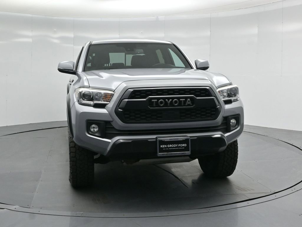 Used 2018 Toyota Tacoma TRD Off-Road image 19