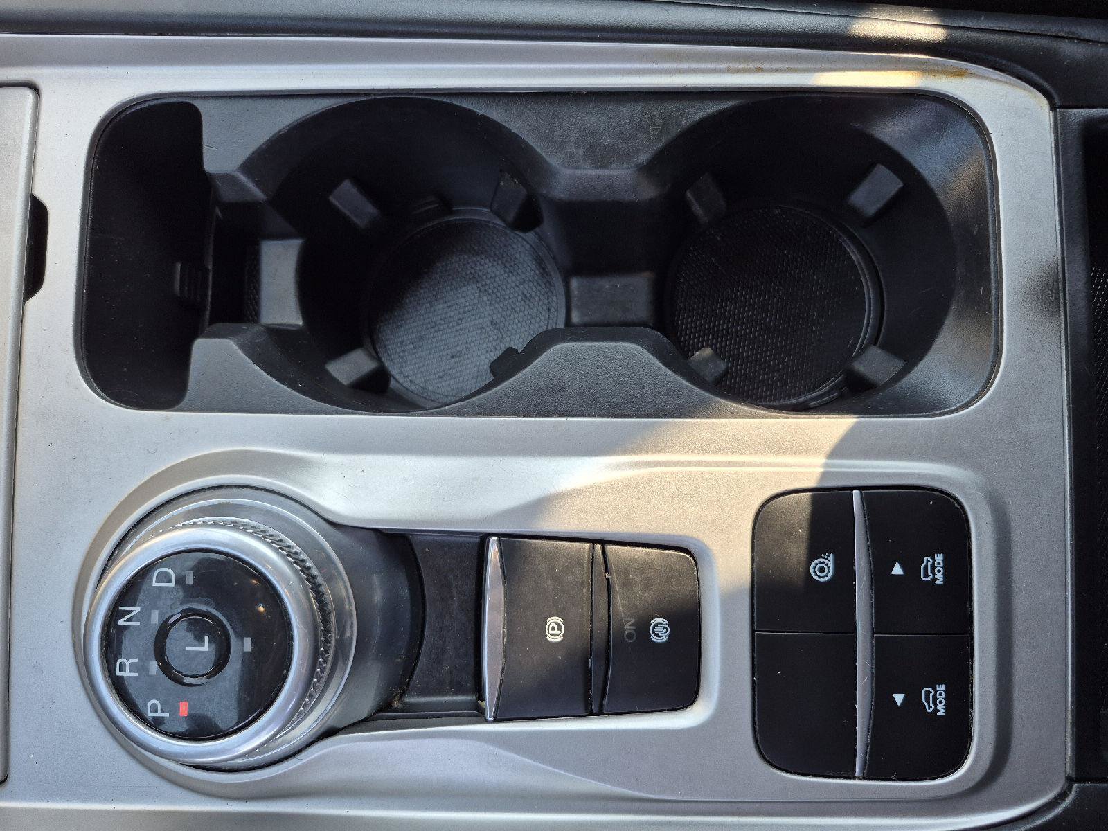 Certified 2022 Ford Explorer XLT RWD image 6