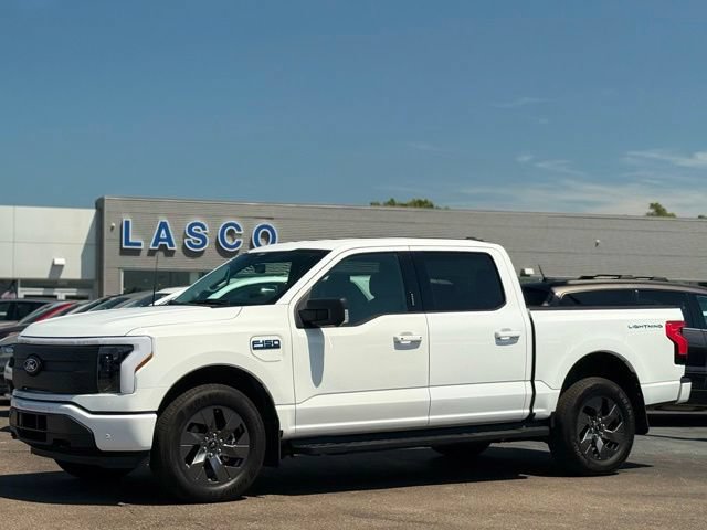 Certified 2024 Ford F150 Lightning Flash AWD/4WD image 43