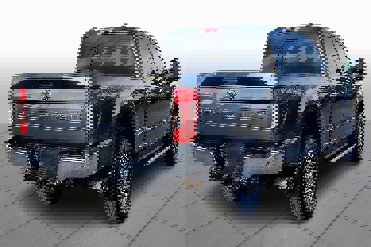 Certified 2020 Ford F250 Lariat w/ Lariat Ultimate Package image 4