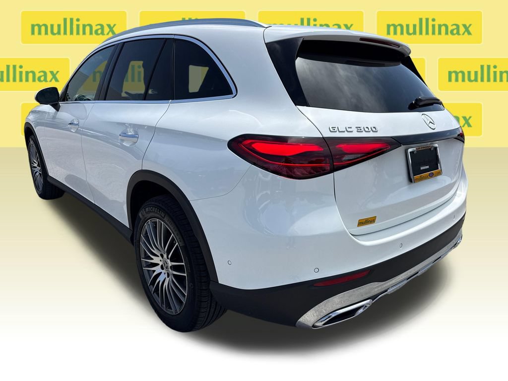 Used 2025 Mercedes-Benz GLC 300 image 7