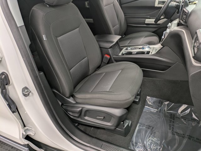 Certified 2023 Ford Explorer XLT image 28
