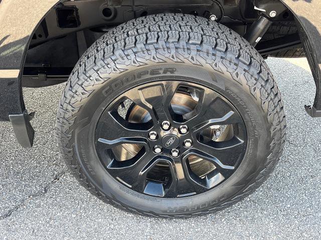 Certified 2022 Ford F150 Lariat w/ Equipment Group 502A High image 21