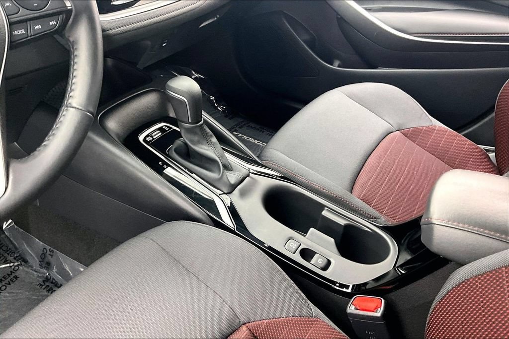 Used 2025 Toyota Corolla SE FWD image 15