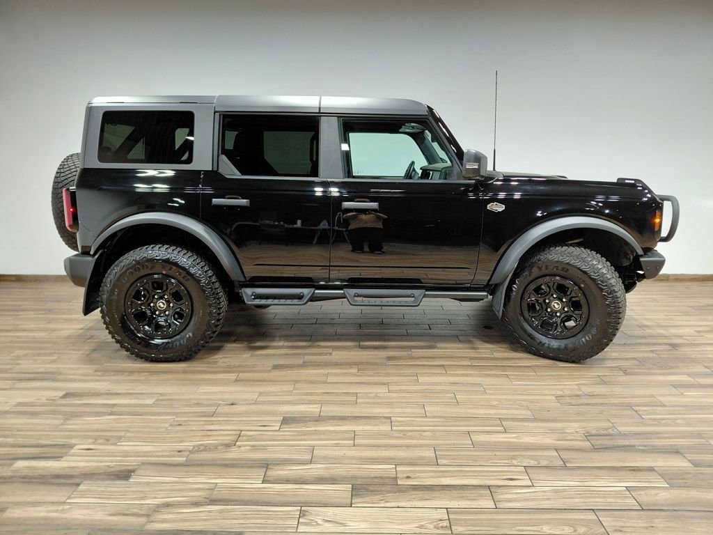 Certified 2024 Ford Bronco Wildtrak image 3