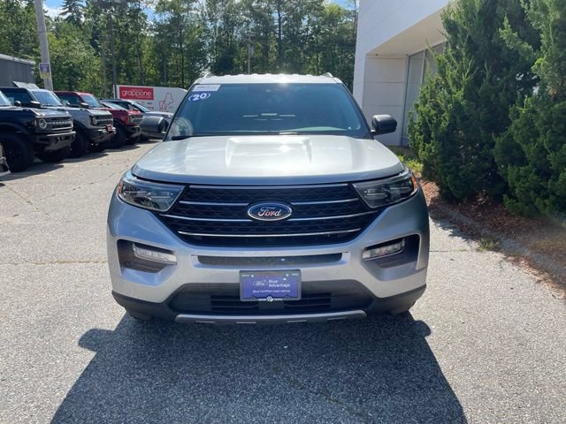 Certified 2020 Ford Explorer XLT w/ Equipment Group 202A AWD/4WD image 3