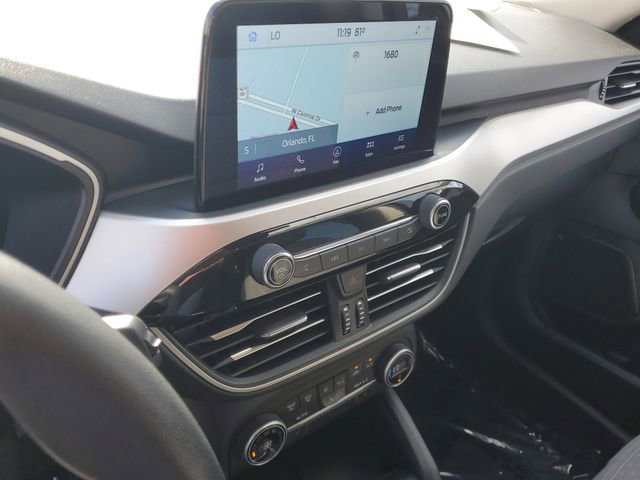 Certified 2020 Ford Escape SE image 26