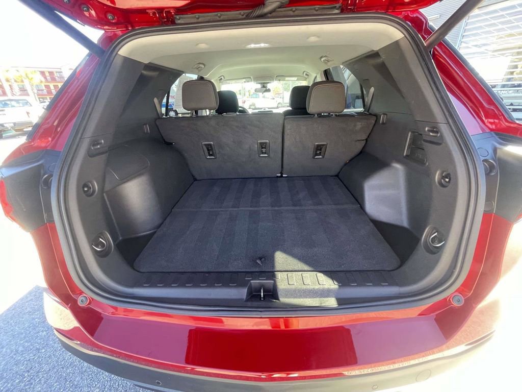Used 2024 Chevrolet Equinox LT image 10