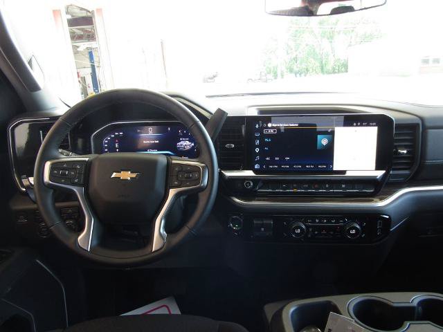 Used 2026 Chevrolet Silverado 1500 LT AWD/4WD image 5