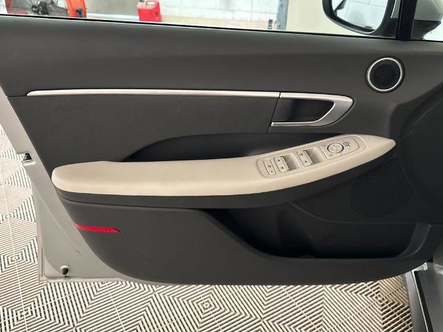Used 2026 Hyundai Sonata SE FWD image 10