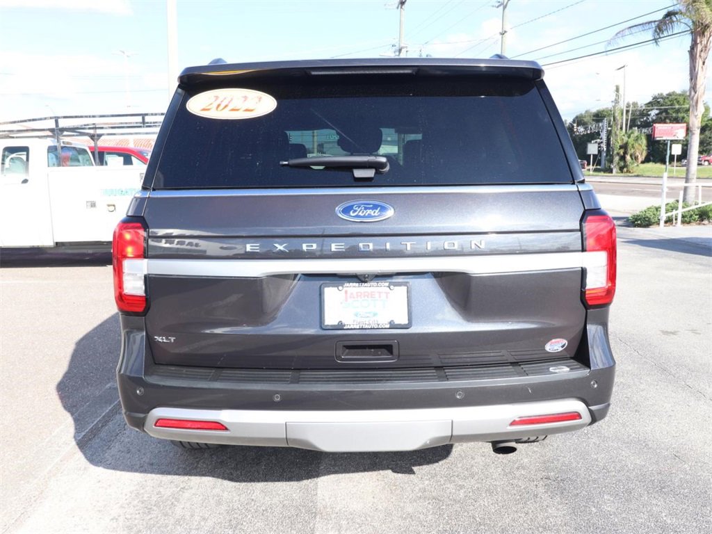 Certified 2022 Ford Expedition XLT image 12