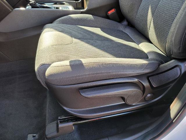 Used 2019 Hyundai Santa Fe SE image 16