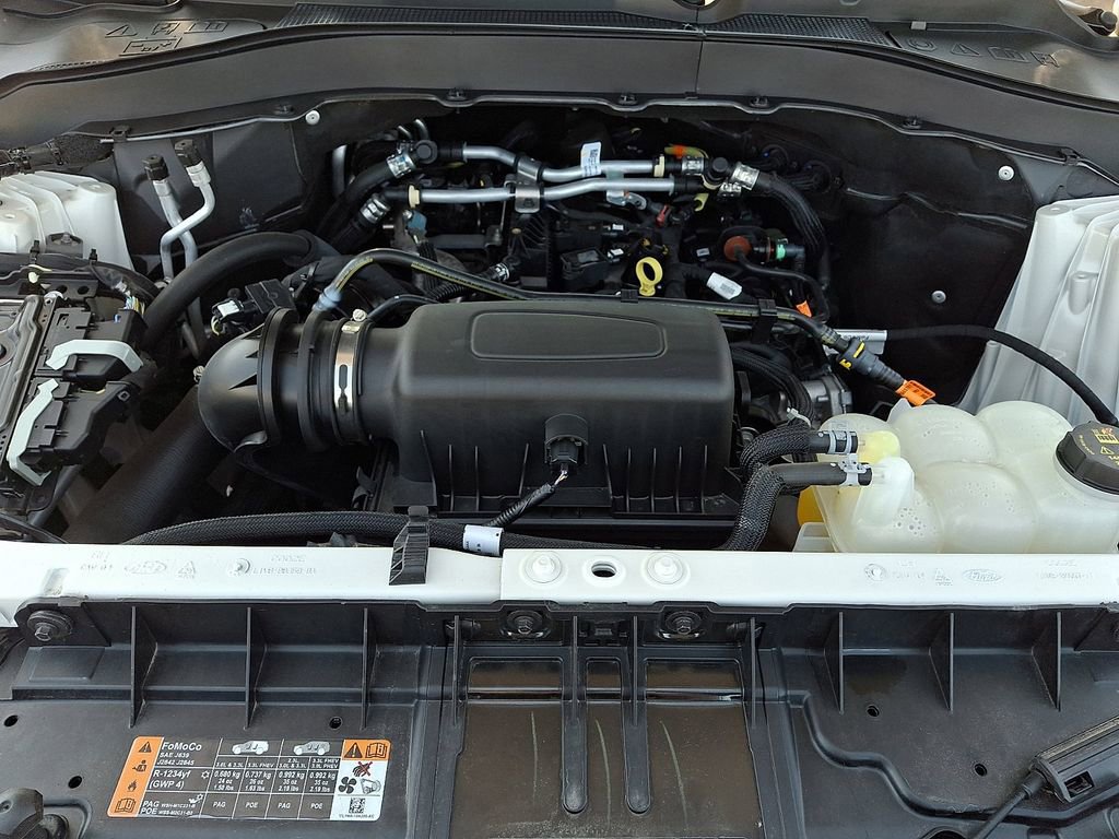 Certified 2023 Ford Explorer XLT w/ Equipment Group 202A image 27