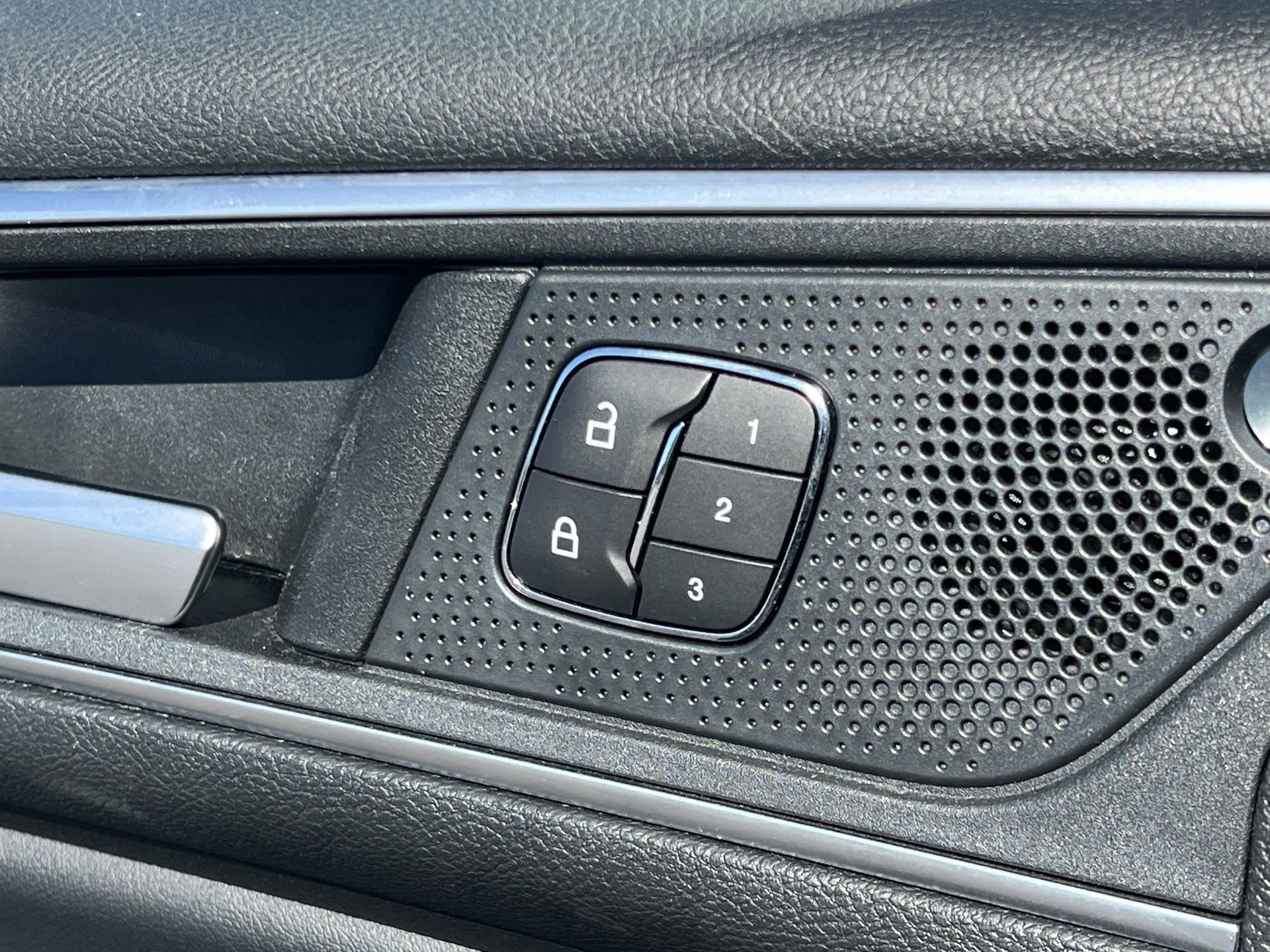 Certified 2022 Ford Edge Titanium w/ Equipment Group 301A image 24