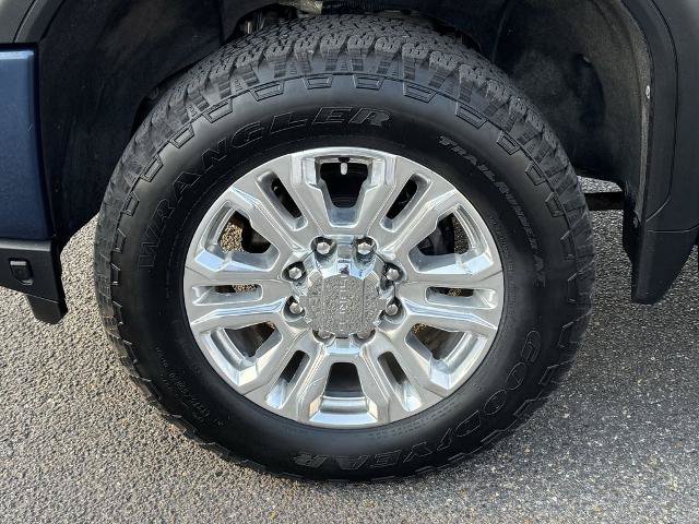 Used 2021 GMC Sierra 2500 Denali w/ Denali Ultimate Package AWD/4WD image 10