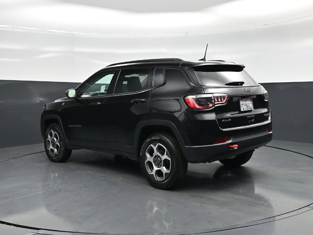 Used 2022 Jeep Compass Trailhawk AWD/4WD image 7