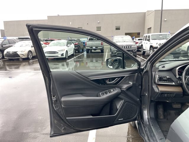 Used 2021 Subaru Outback Limited AWD/4WD image 32