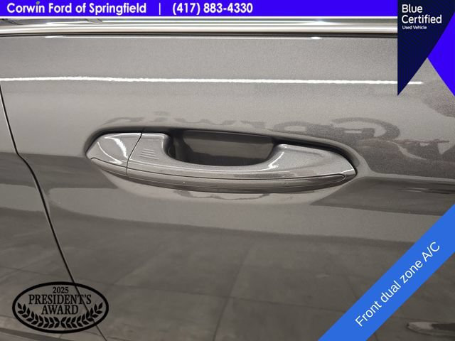 Certified 2018 Ford Edge SEL FWD image 9
