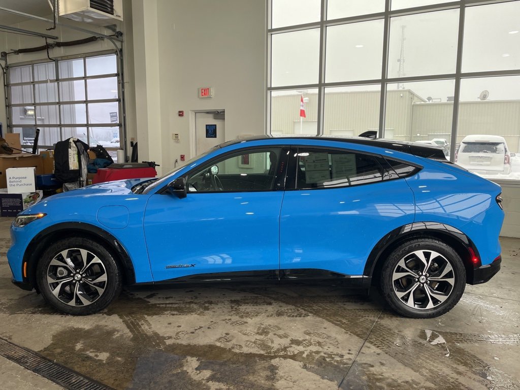 Certified 2022 Ford Mustang Mach-E Premium image 2