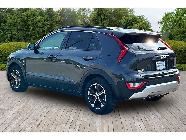 Used 2025 Kia Niro LX FWD image 3