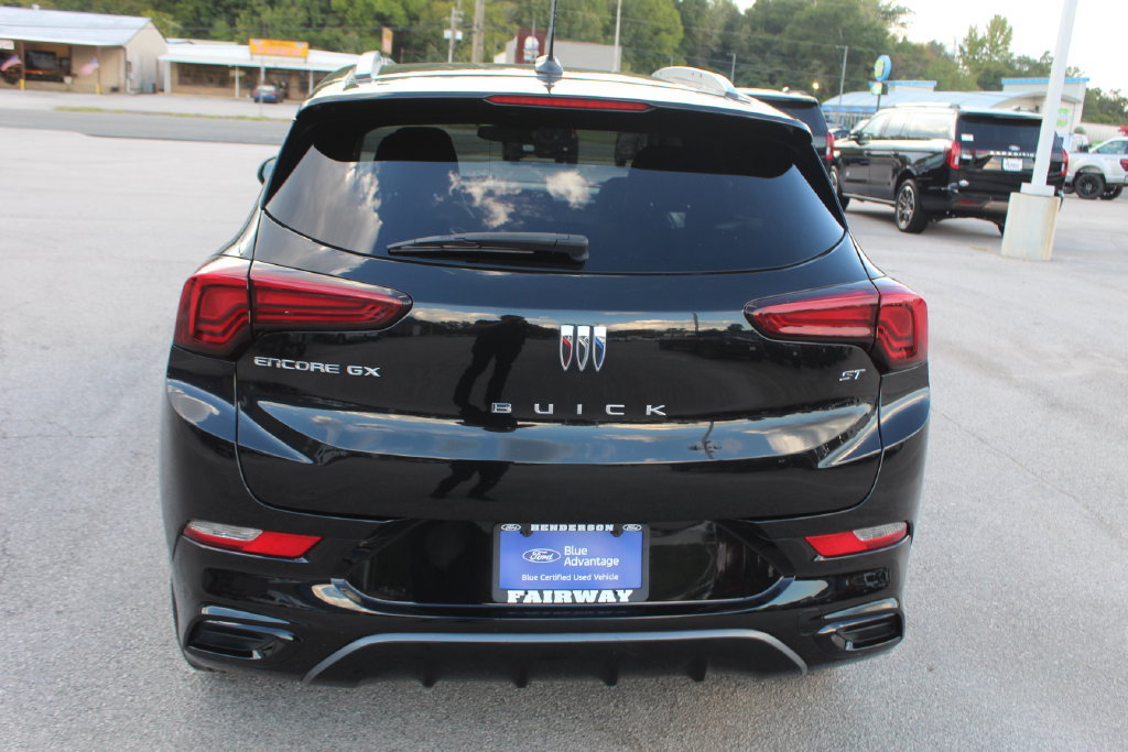 Used 2024 Buick Encore GX Sport Touring w/ Comfort Package FWD image 10
